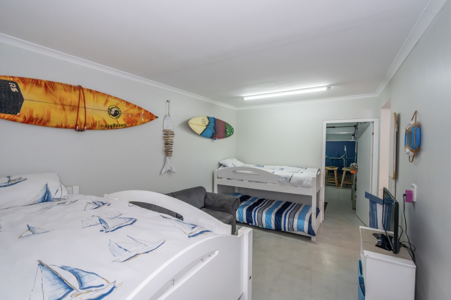 3 Bedroom Property for Sale in Laguna Hills Western Cape